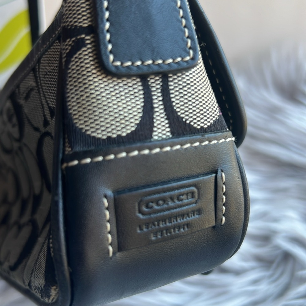 coach vintage signature C crossbody bag GUC - Picture 7 of 13